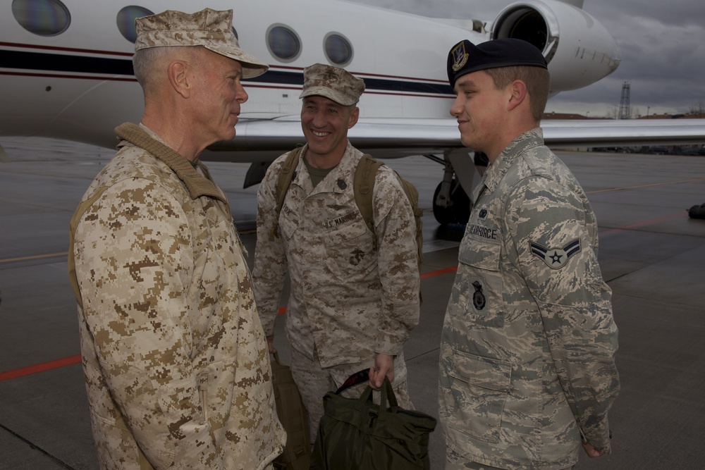 Marine Corps Commandant Visits Italy