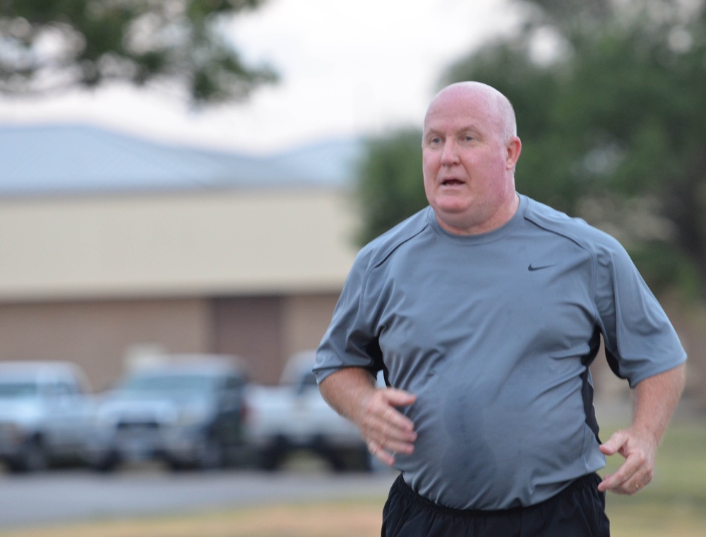 Old Ranger does Army Physical Fitness Training