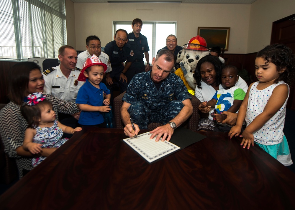 Fire prevention proclamation signing at NAF Atsugi