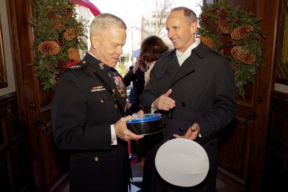 Marine Barracks Washington New Year's Serenade