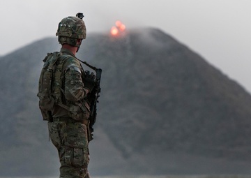 4th Inf. Div.'s 1-12 Inf. and 2-77 FA team up to show new kind of presence at KAF