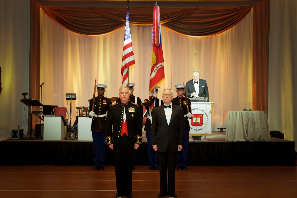 Marine Corps Commandant Attends Semper Fidelis Award Ceremony