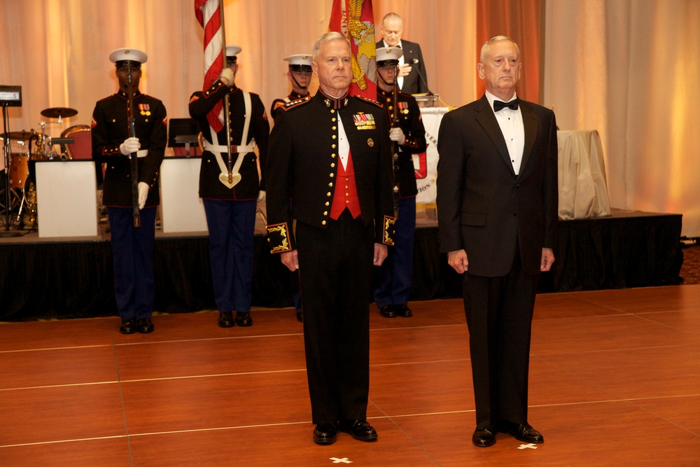 Marine Corps Commandant Attends Semper Fidelis Award Ceremony