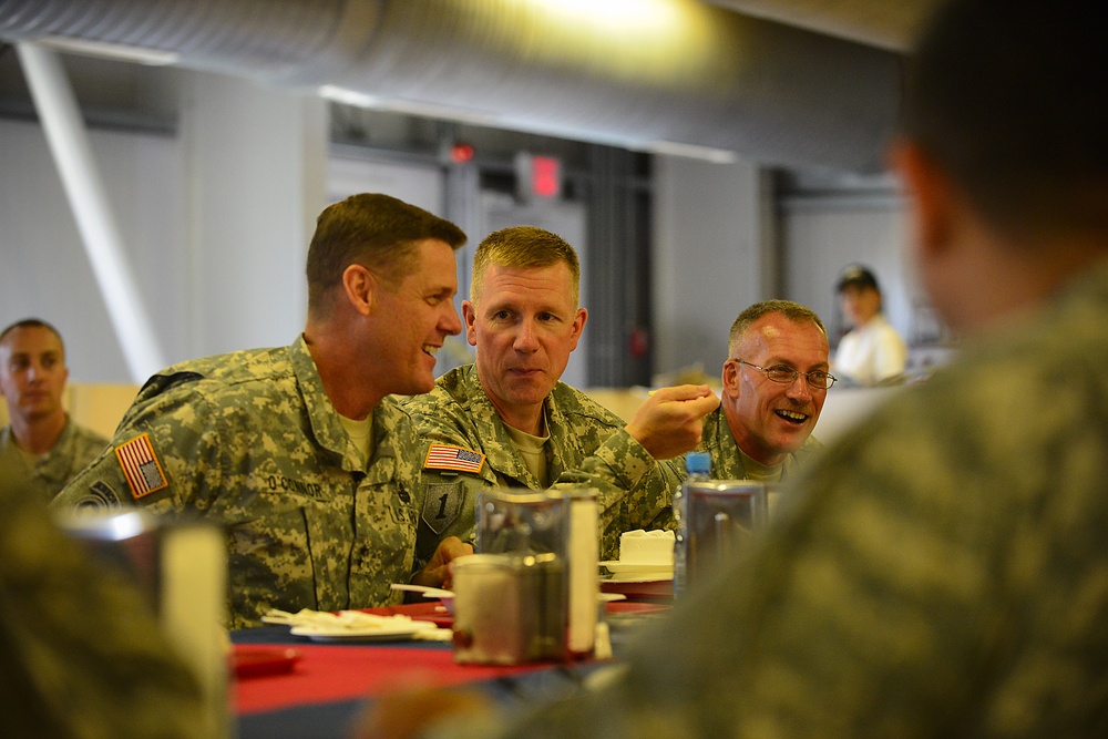21st TSC commanding general visits M.K. Air Base