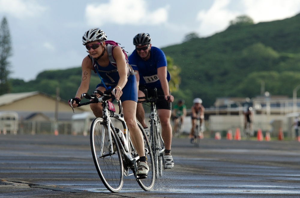 Run like the Tradewinds: Public, MCB Hawaii community compete in Tradewind Triathlon