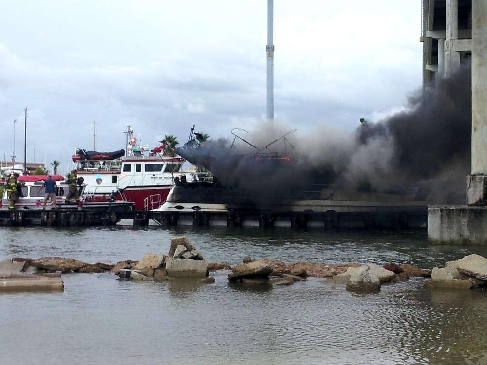 Boat fire under Kemah bridge