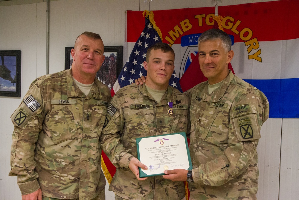 1-502nd Infantryman awarded CIB, Purple Heart