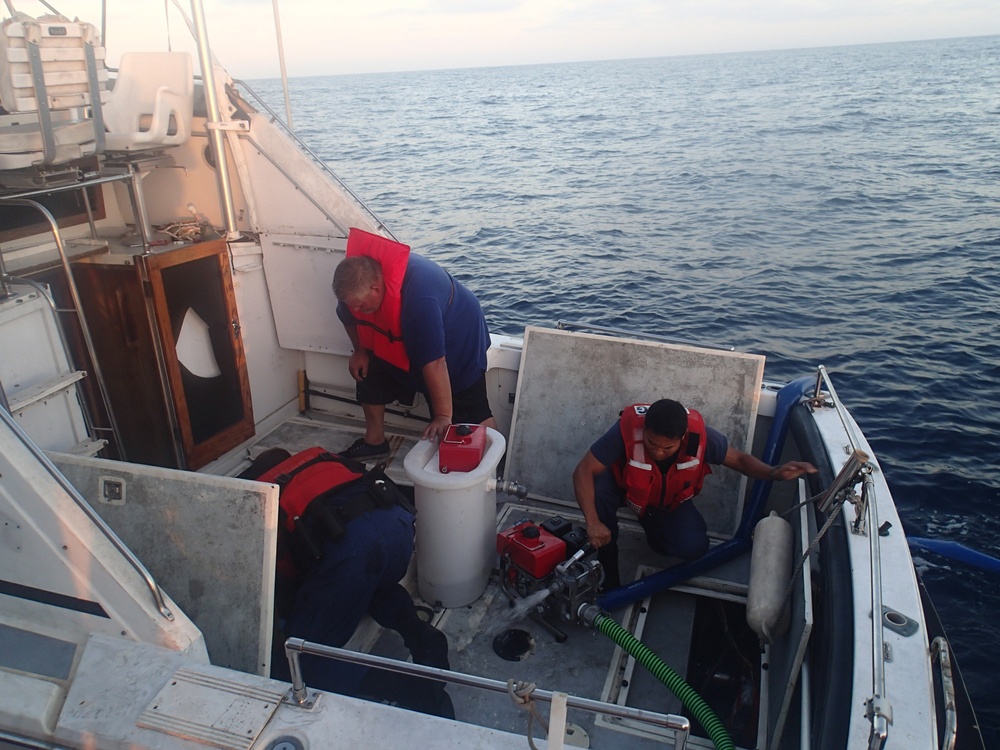 Coast Guard rescues five boaters off San Diego coast