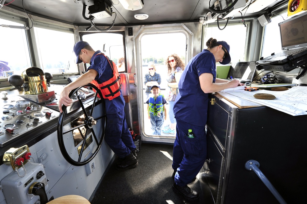 Coast Guard Cutter Cleat