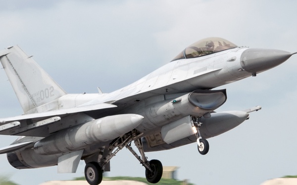 Pushin' it up with ROKAF