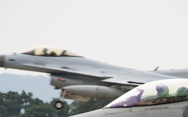 Pushin' it up with ROKAF