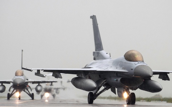 Pushin' it up with ROKAF