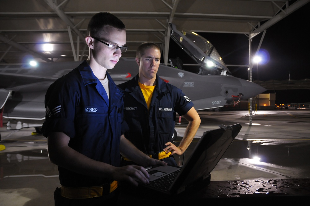 F-35 Night Crawlers