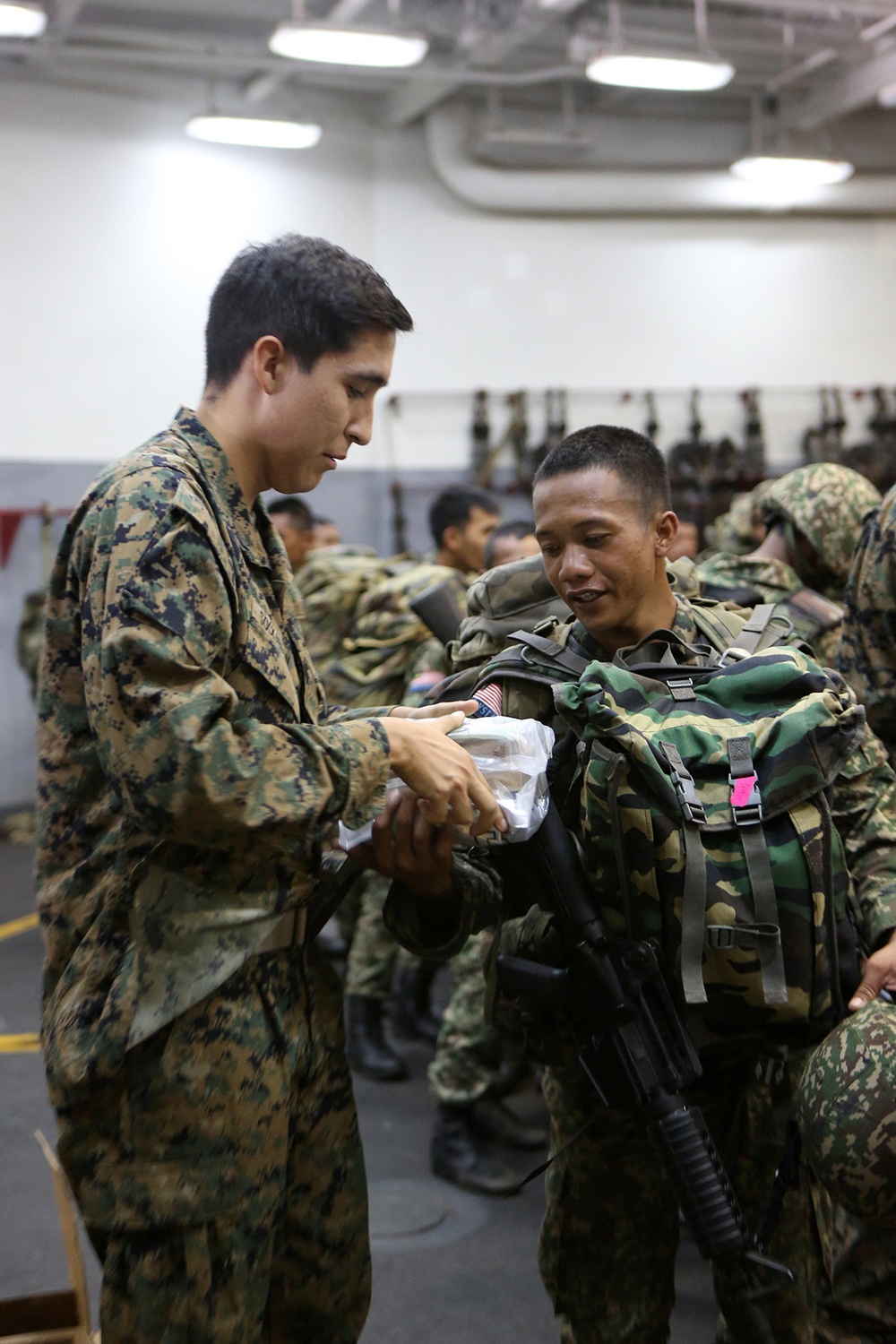 11th MEU and Malaysian Armed Forces conduct MALUS AMPHEX 14