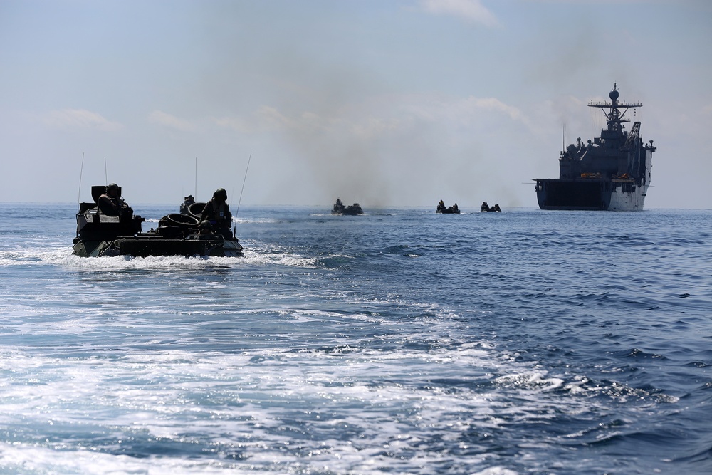 11th MEU and Malaysian Armed Forces conduct MALUS AMPHEX 14