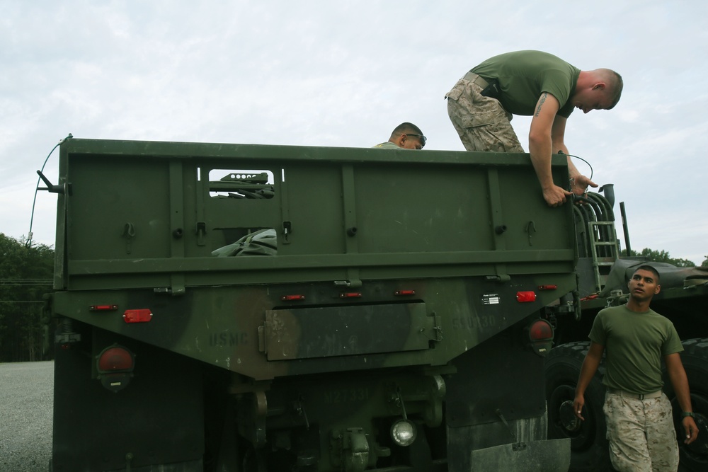 CLR-2 Marines provide support to 3rd Battalion 2nd Marine Regiment at Fort A.P. Hill