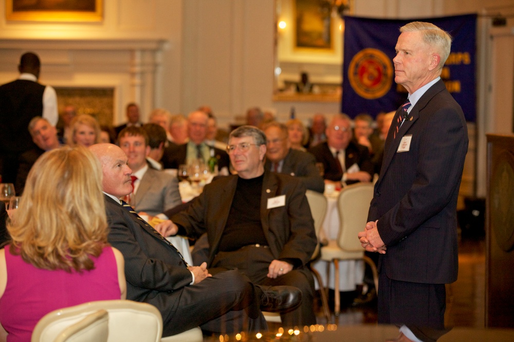 Marine Corps Commandant Attends Marine Corps Aviation Association Dinner