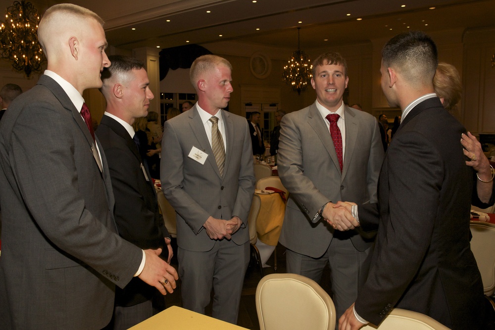 Marine Corps Commandant Attends Marine Corps Aviation Association Dinner