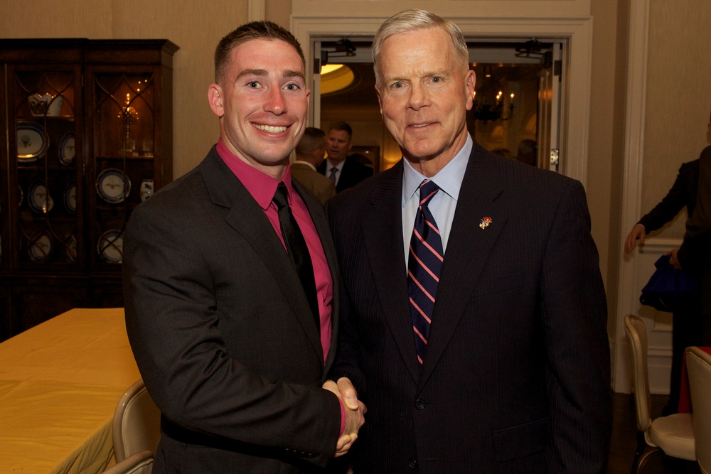 Marine Corps Commandant Attends Marine Corps Aviation Association Dinner