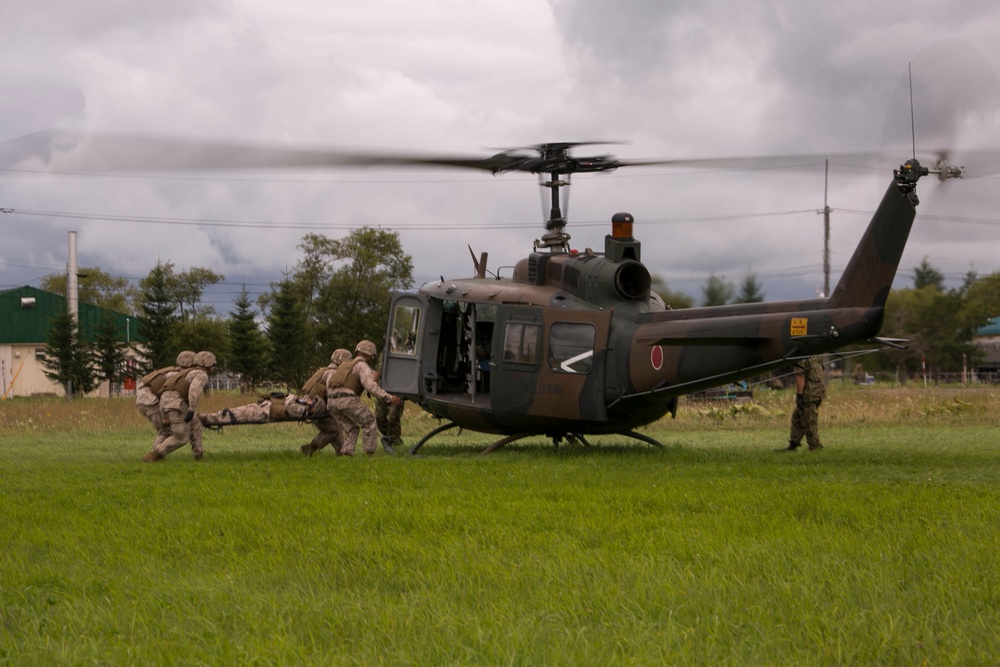 JGSDF, US Marines train for emergency