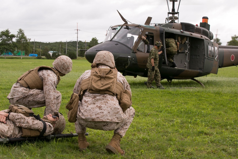 JGSDF, US Marines train for emergency