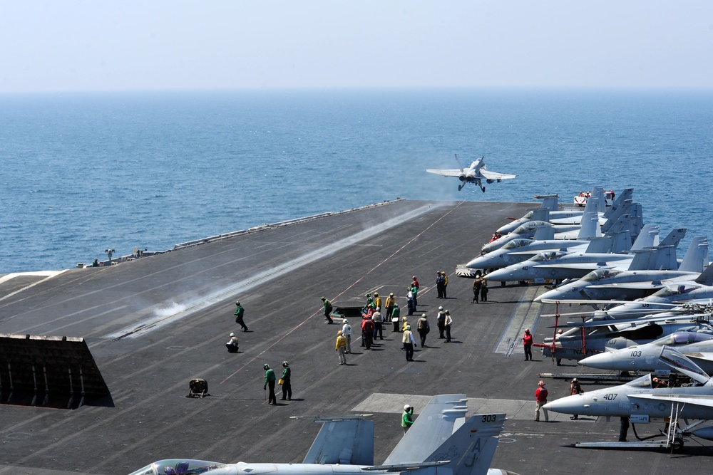 USS George H.W. Bush flight deck operations