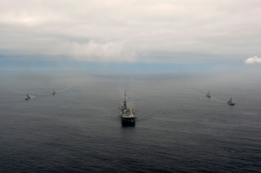 Dvids - Images - Uss America Passing Exercise [image 16 Of 21]