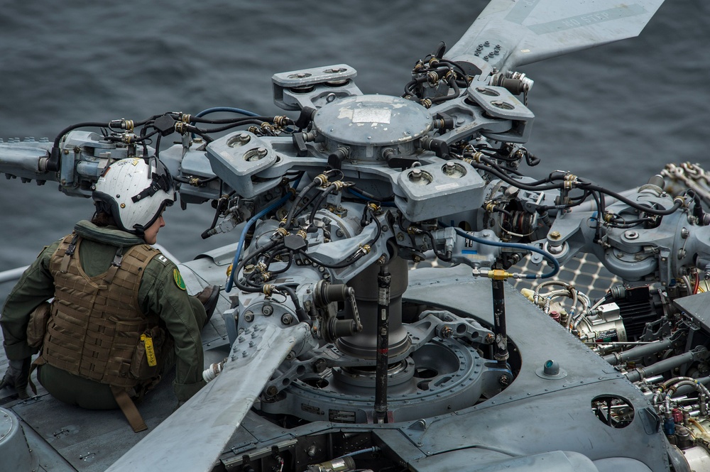 'Blackjacks' conduct Seahawk maintenance aboard USS America