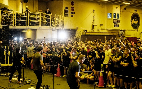 Plain White T's play aboard USS Bataan