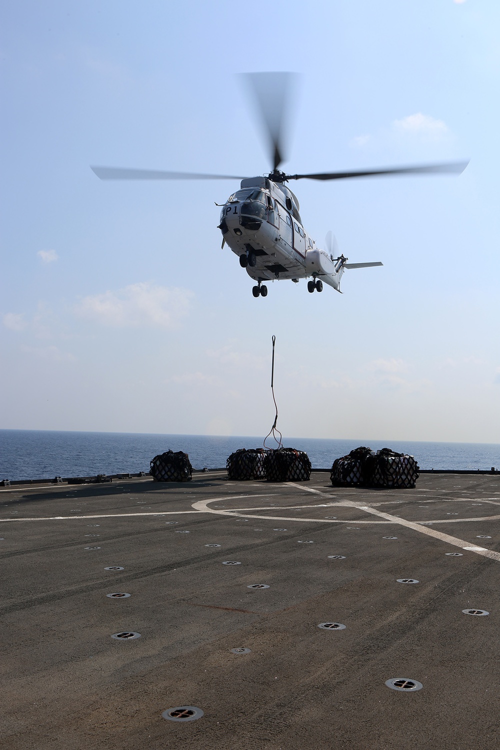 USS Comstock receives underway replenishment