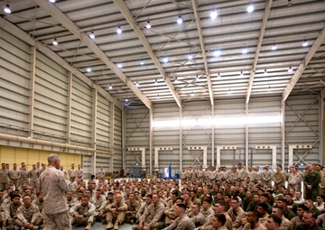 Commandant and Sergeant Major of the Marine Corps in Kuwait