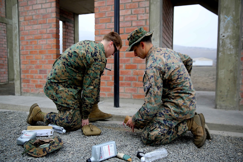 SPMAGTF-South conducts CLS with Peruvians