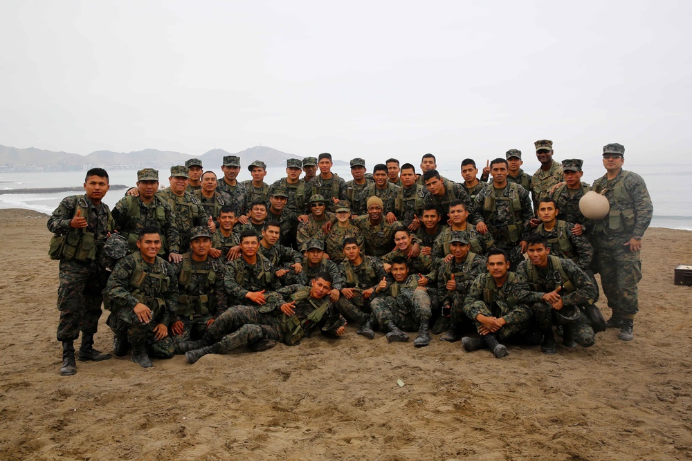 SPMAGTF-South conducts CLS with Peruvians