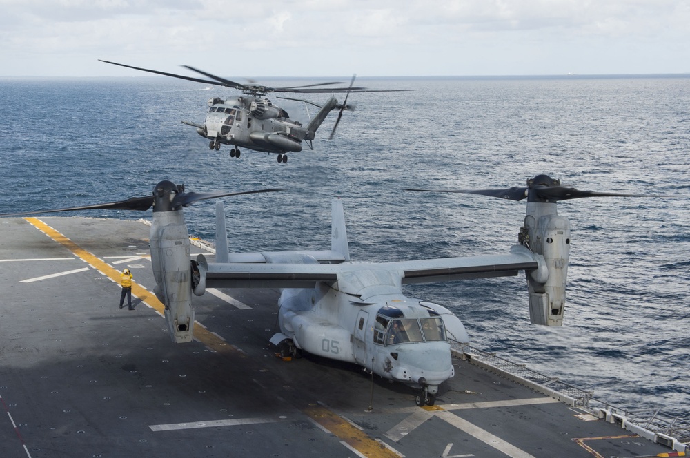 CH-53 Sea Stallion, MV-22B Osprey flight operations aboard USS Iwo Jima