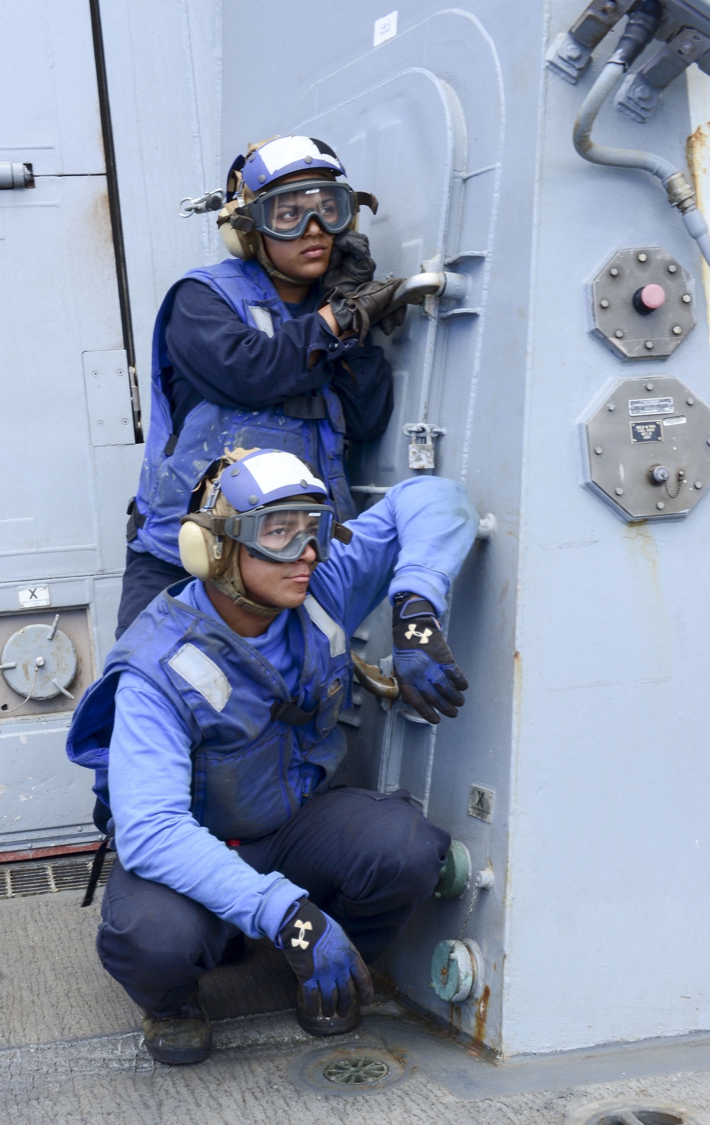 USS Sterett flight deck action