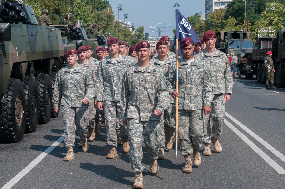 Paratroopers invited to march in parade