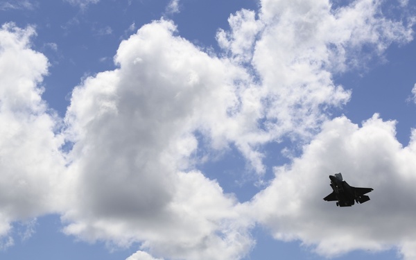 First full Marine maintenance F-35B Lightning II takeoff