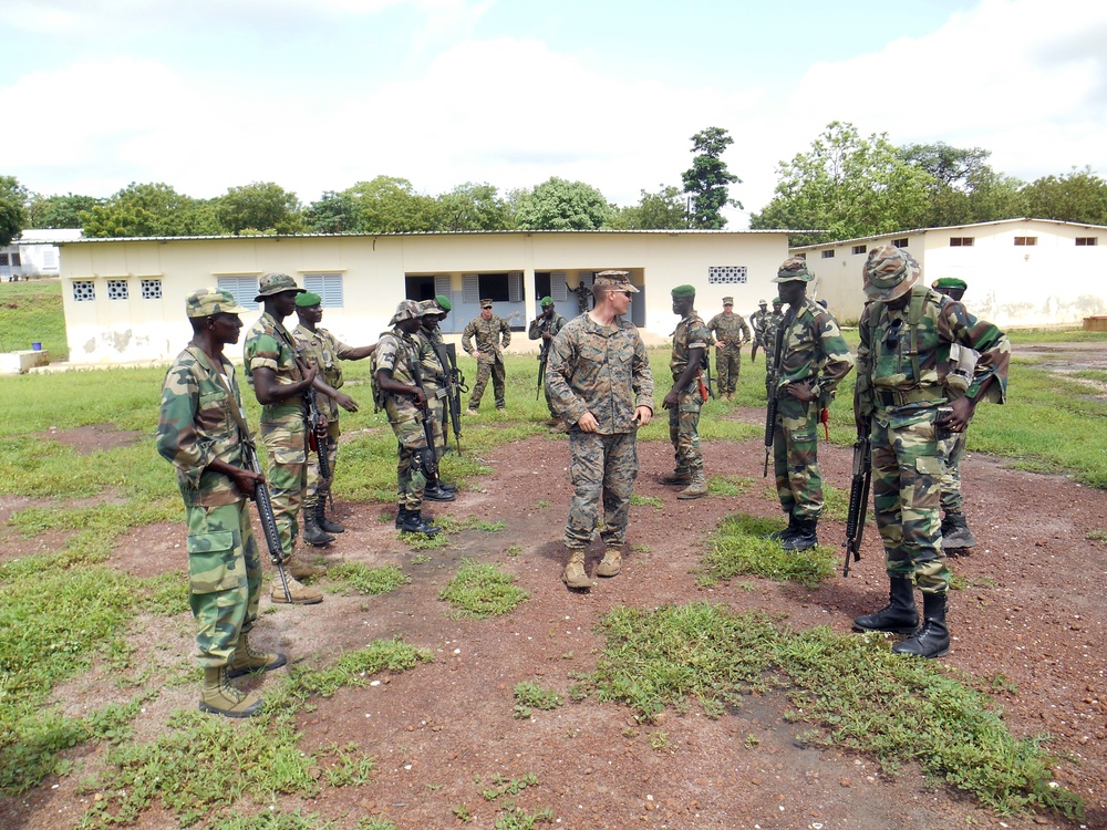 SP-MAGTF Africa 14 Marines, Coastguardsmen, Senegalese Companie de Fusilier Marine Commandos train-the-trainer