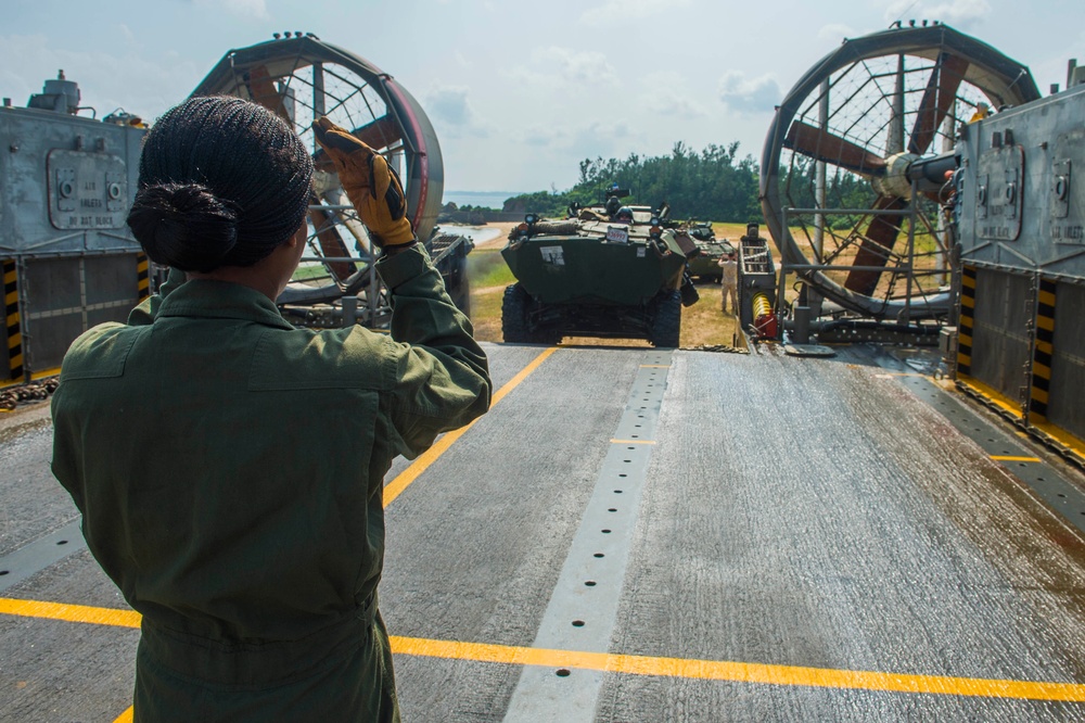 LCAC 47 lands at Blue Beach