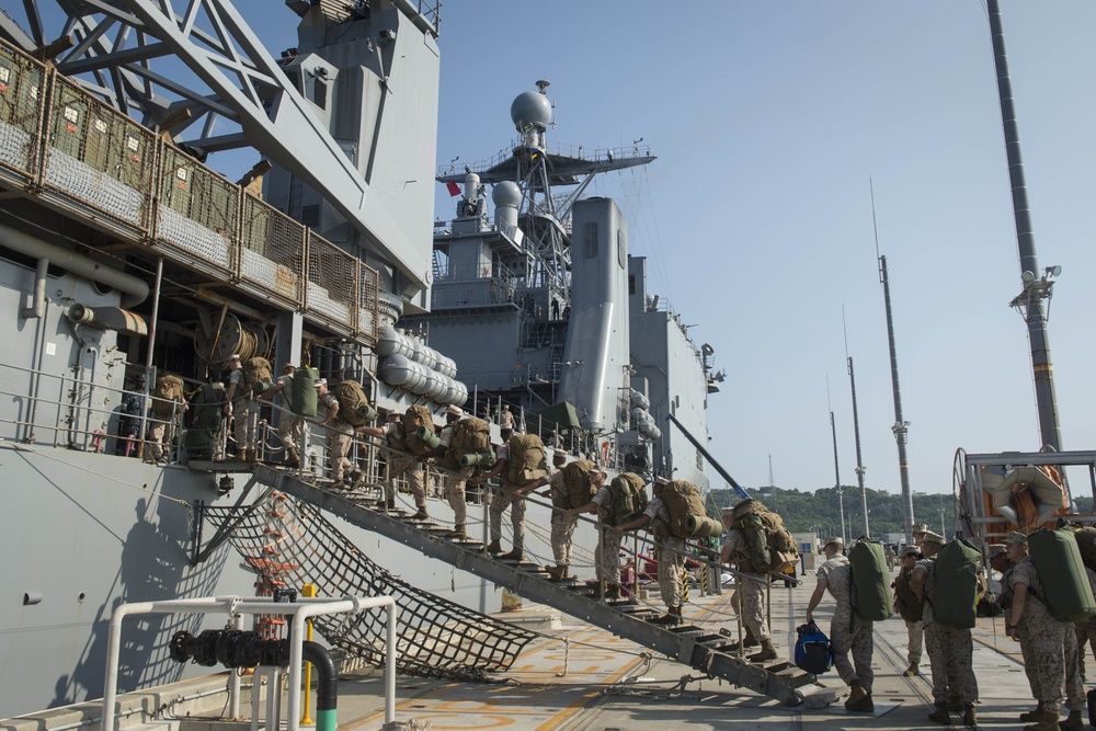 31st MEU Marines embark USS Germantown