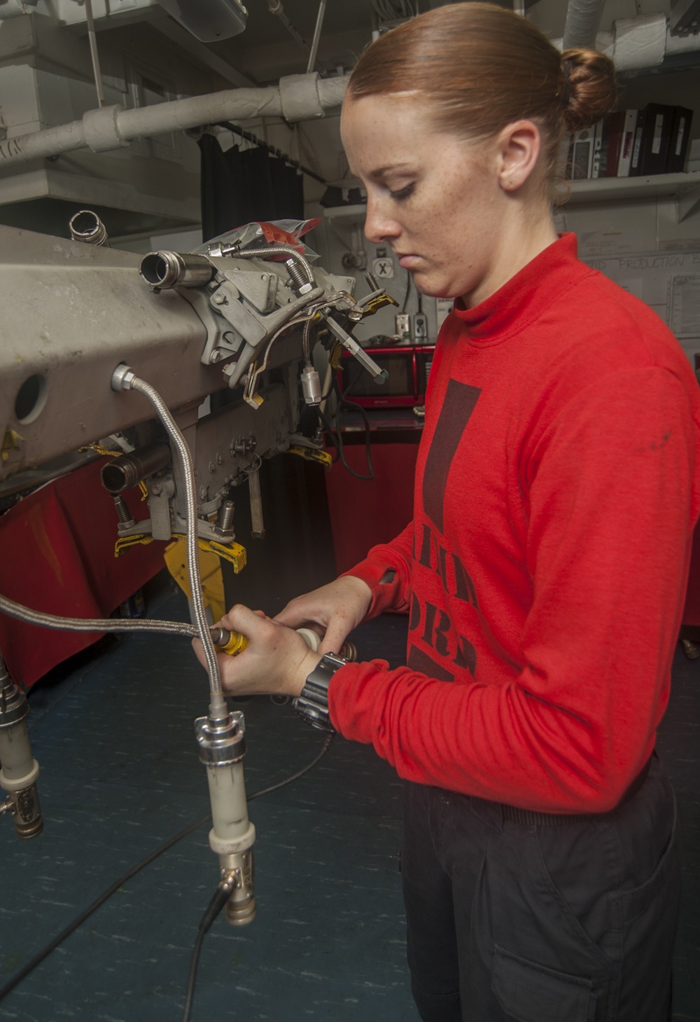 Troubleshooting a BRU-41 missile launcher