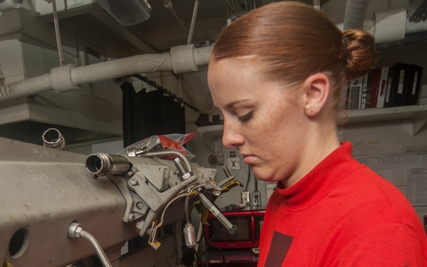 Troubleshooting a BRU-41 missile launcher