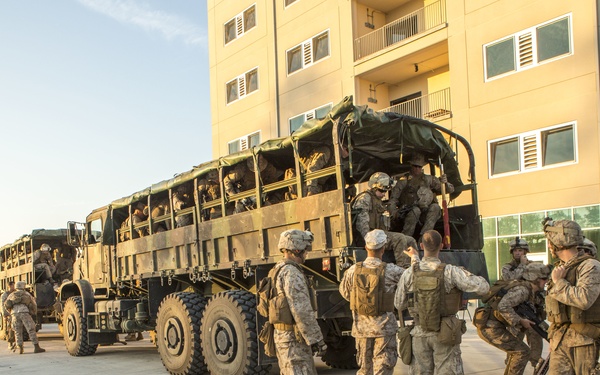 CLR-2 Marines transport 3/2 to MOUT training