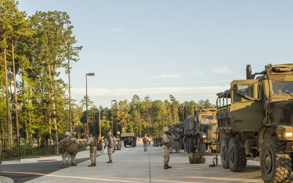 CLR-2 Marines transport 3/2 to MOUT training