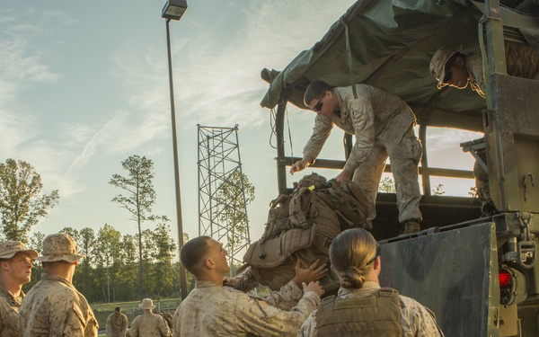 CLR-2 Marines transport 3/2 to MOUT training