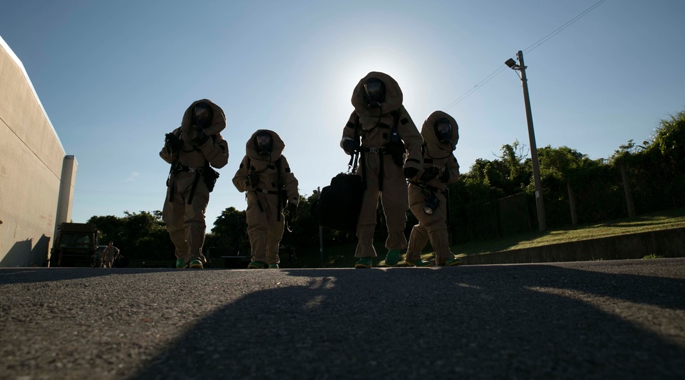 CBRN Marines put through paces during hazmat response training