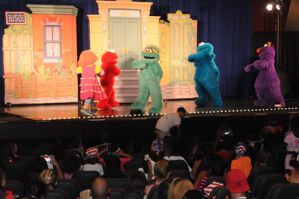 Sesame Street comes to Fort Hood