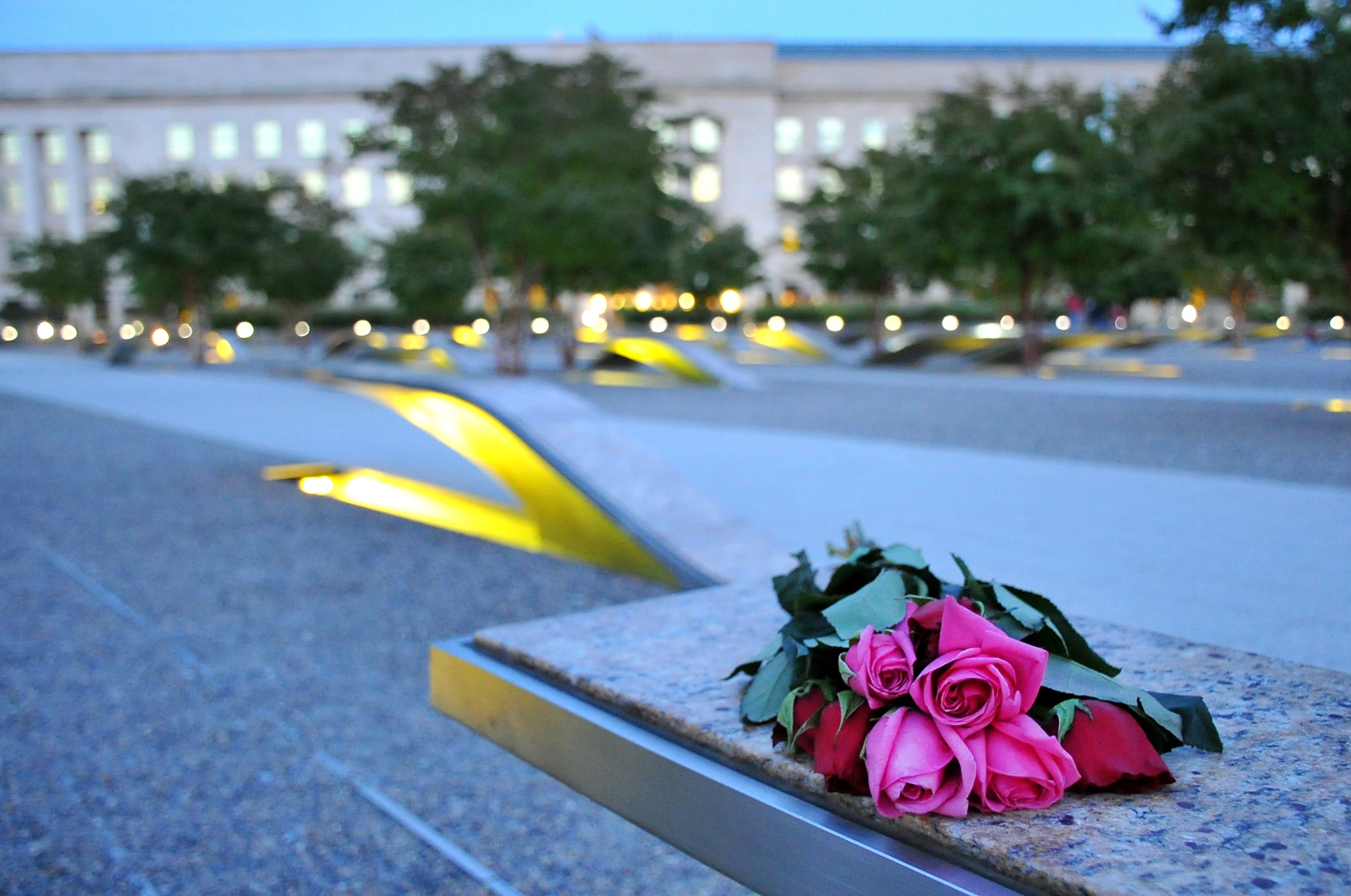 DVIDS - Images - National 9/11 Pentagon Memorial [Image 1 of 4], image size:2000x1328