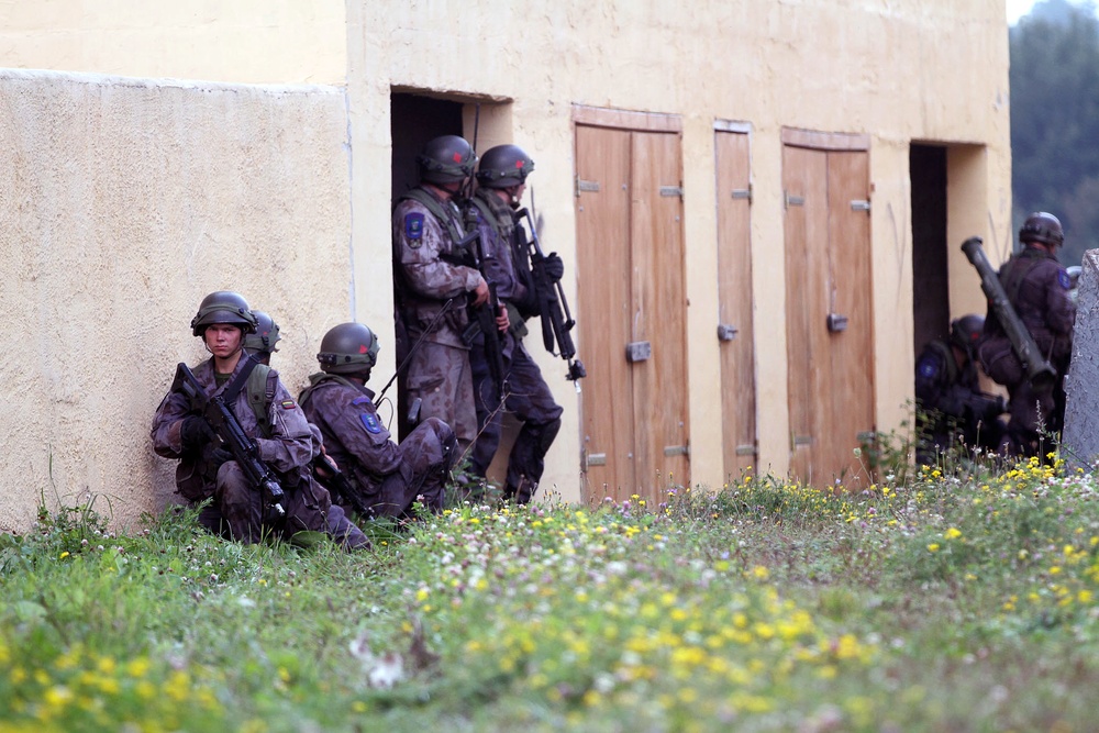 Lithuanian OPFOR attacks Camp West at Exercise Saber Junction 14