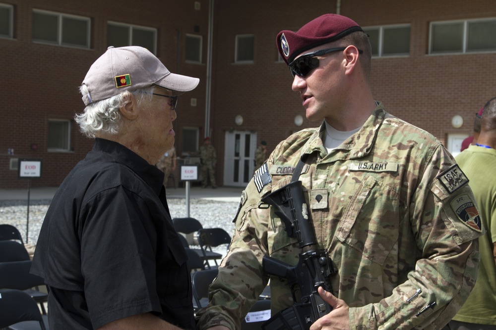 Dave Roever visits Soldiers in Afghanistan